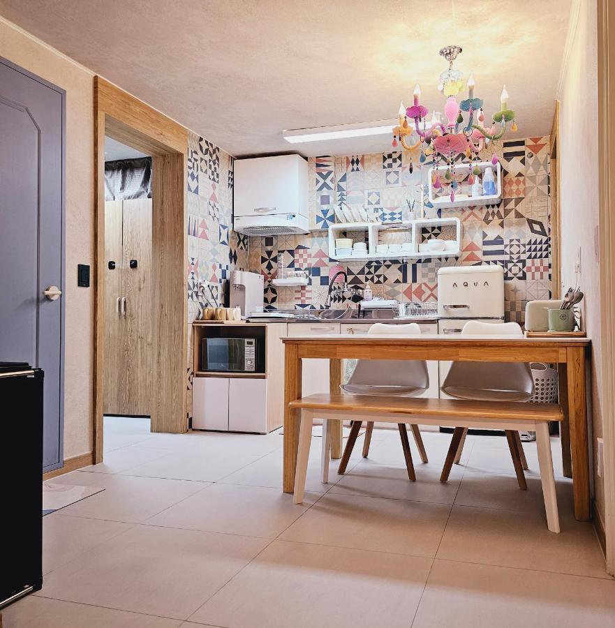 Apartment Close To Gangnam, Coex, Asan Medical Centar & Luxury Near Lotte World, Free Korean Ramen