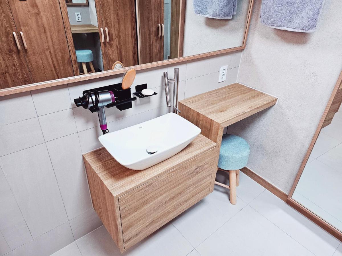 Close To Gangnam, Coex, Asan Medical Centar & Luxury Near Lotte World, Free Korean Ramen Apartment Seoul