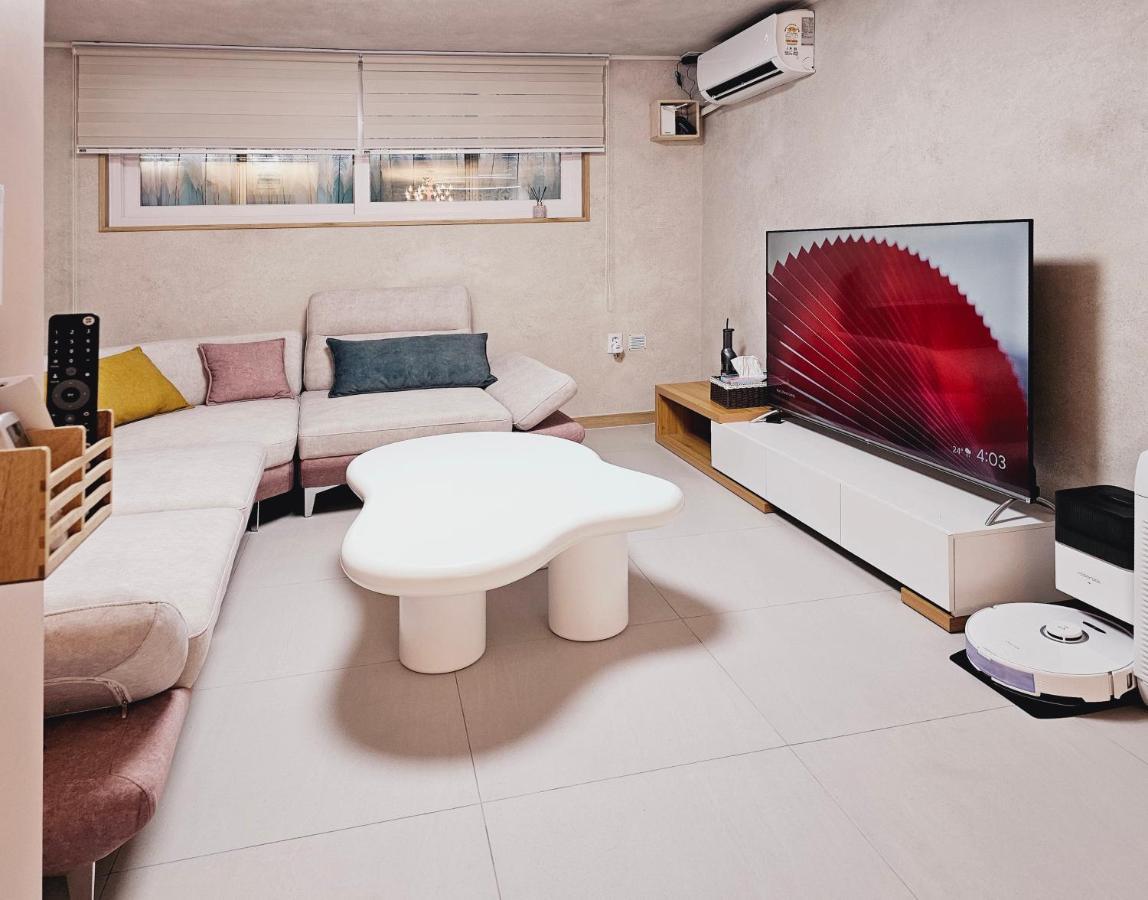 Close To Gangnam, Coex, Asan Medical Centar & Luxury Near Lotte World, Free Korean Ramen Apartment