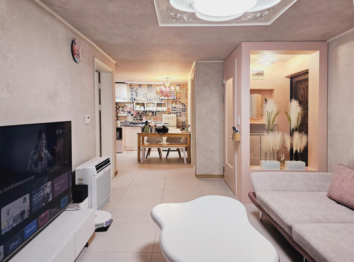 Apartment Close To Gangnam, Coex, Asan Medical Centar & Luxury Near Lotte World, Free Korean Ramen Seoul