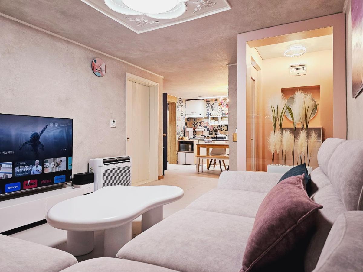 Close To Gangnam, Coex, Asan Medical Centar & Luxury Near Lotte World, Free Korean Ramen Apartment